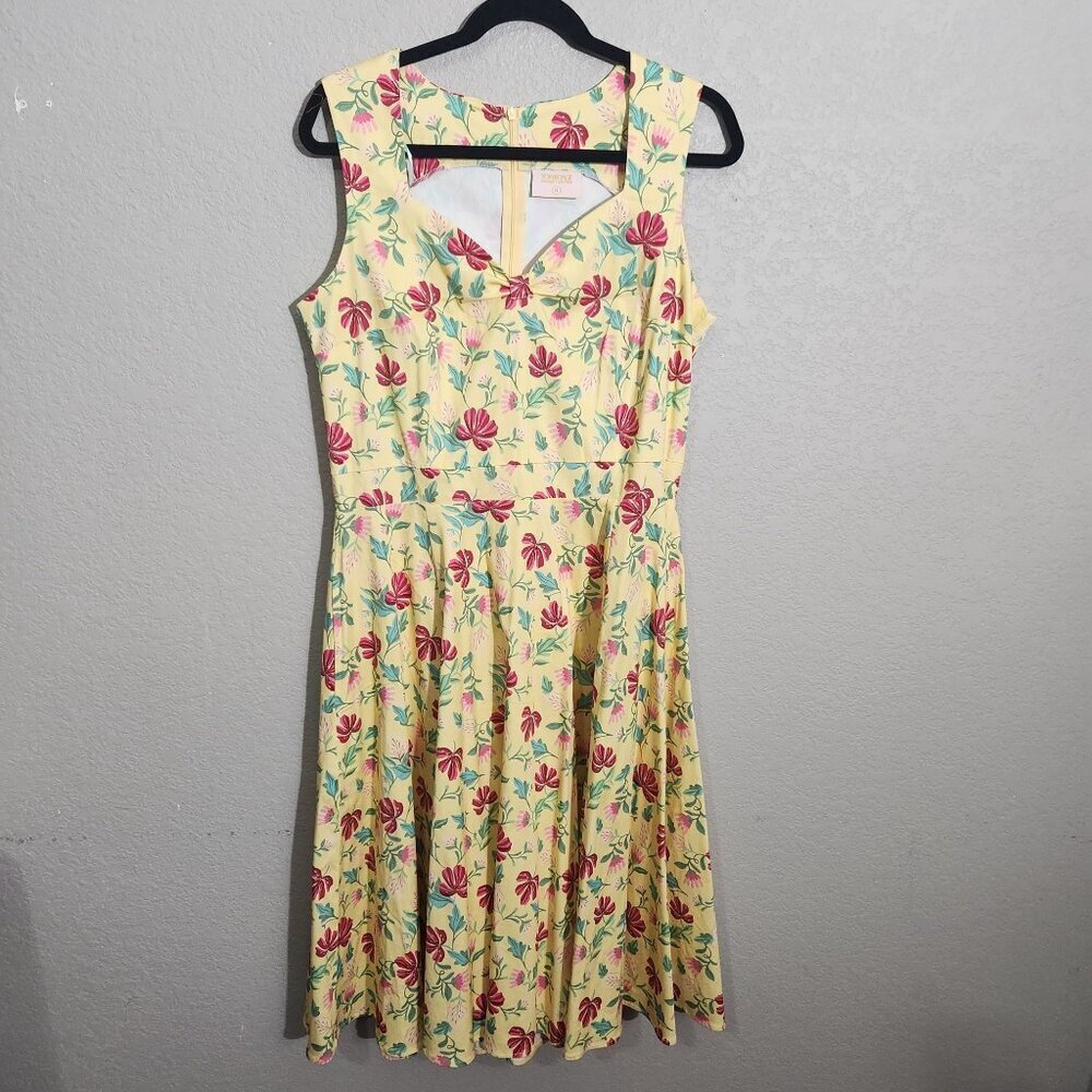 Top Vintage Dress Boutique Collection XL Fit Flare Yellow Floral Sleeveless